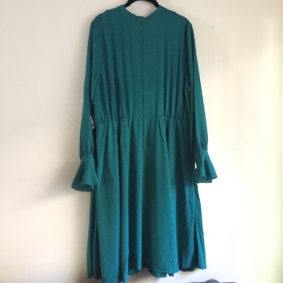 Eloquii Tie Front Dress - Picture 5 of 5